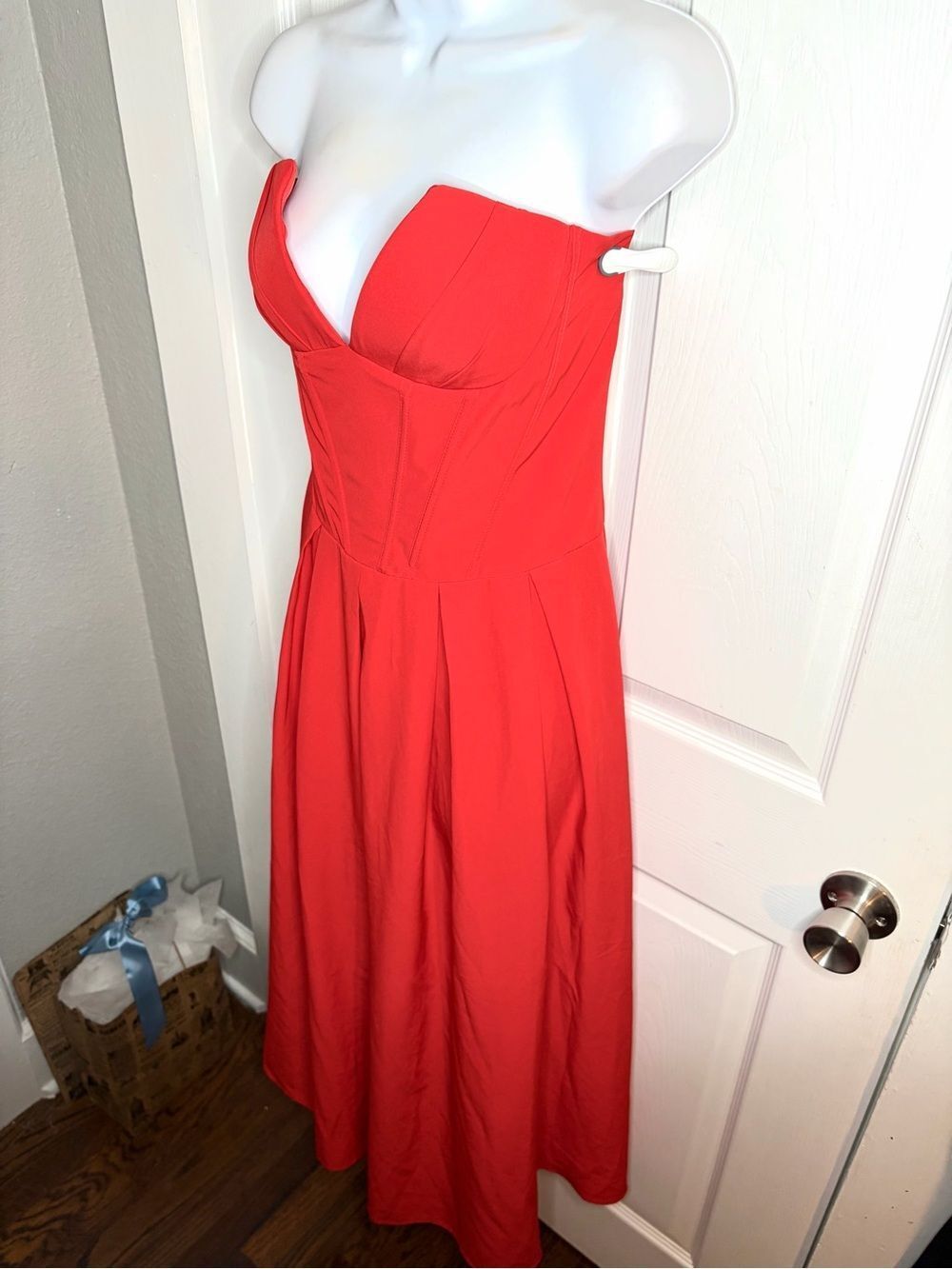 TOXIC ENVY Charlotte Strapless Midi Dress Red Sweetheart Bodice XL NWT - Picture 7 of 12